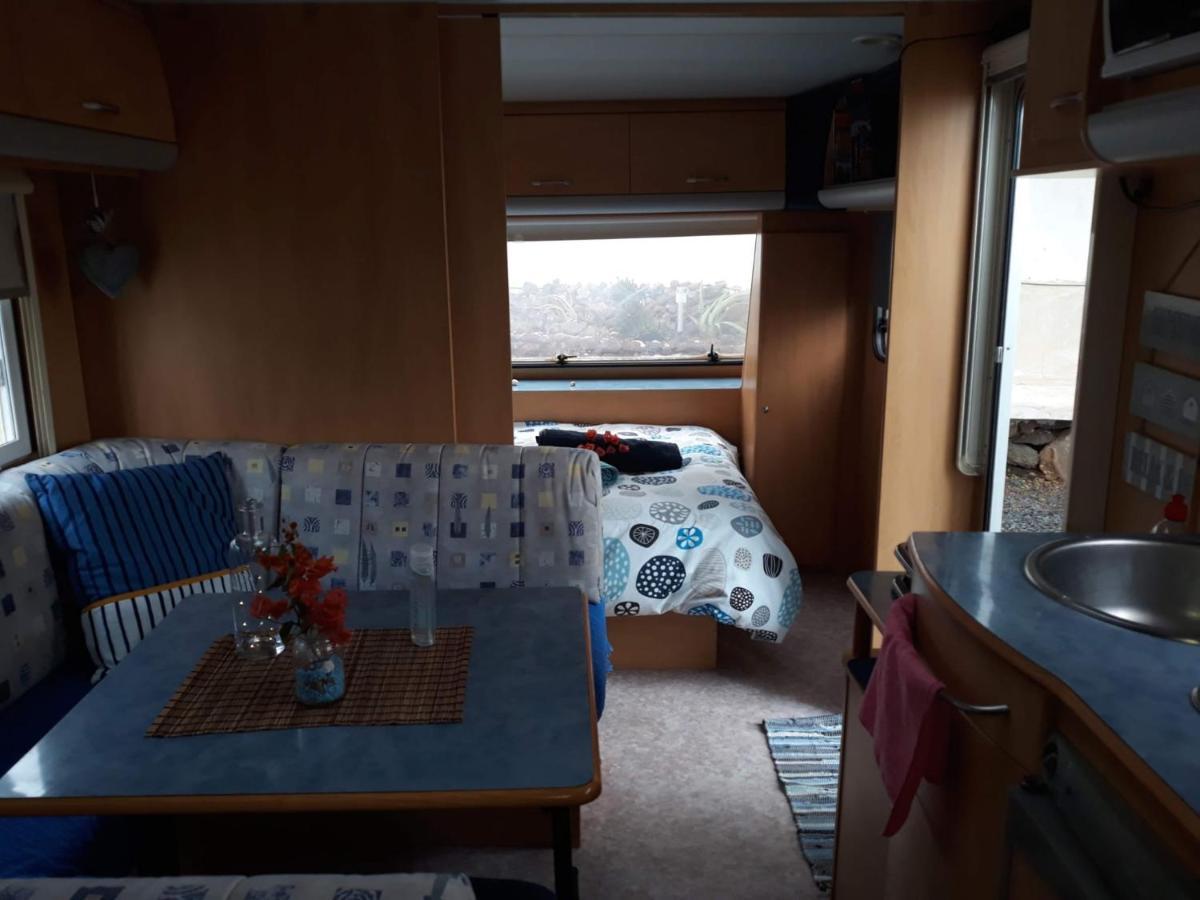 "Lapa" Caravan Apartamento Tinajo Exteriör bild