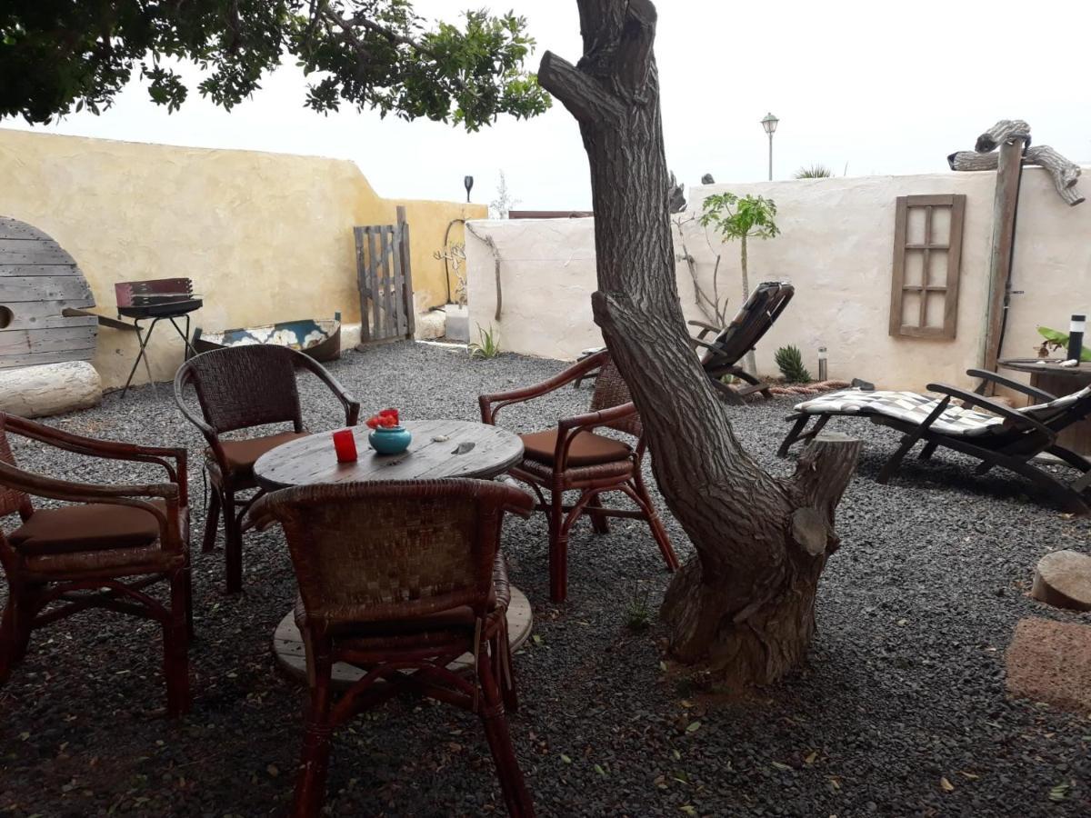 "Lapa" Caravan Apartamento Tinajo Exteriör bild